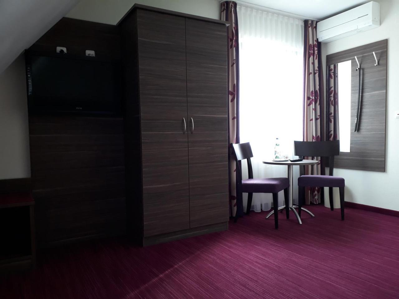 Pension Am Weinberg Bed & Breakfast Mainstockheim Экстерьер фото