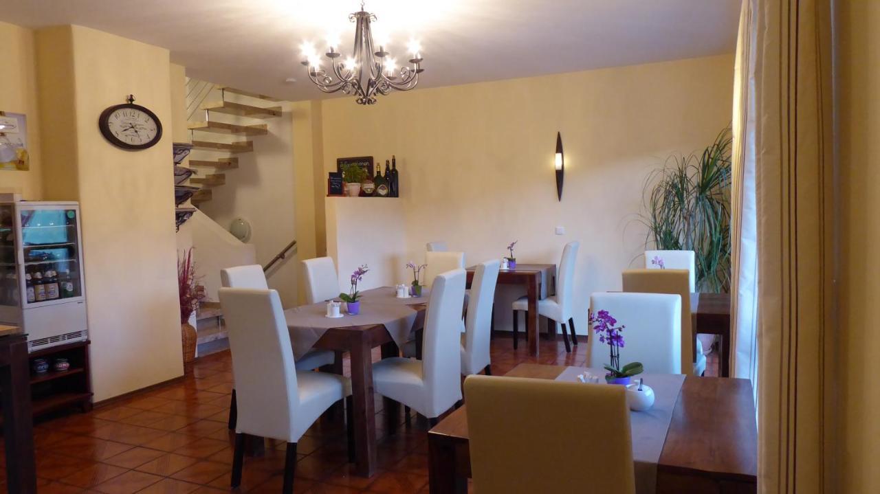 Pension Am Weinberg Bed & Breakfast Mainstockheim Экстерьер фото